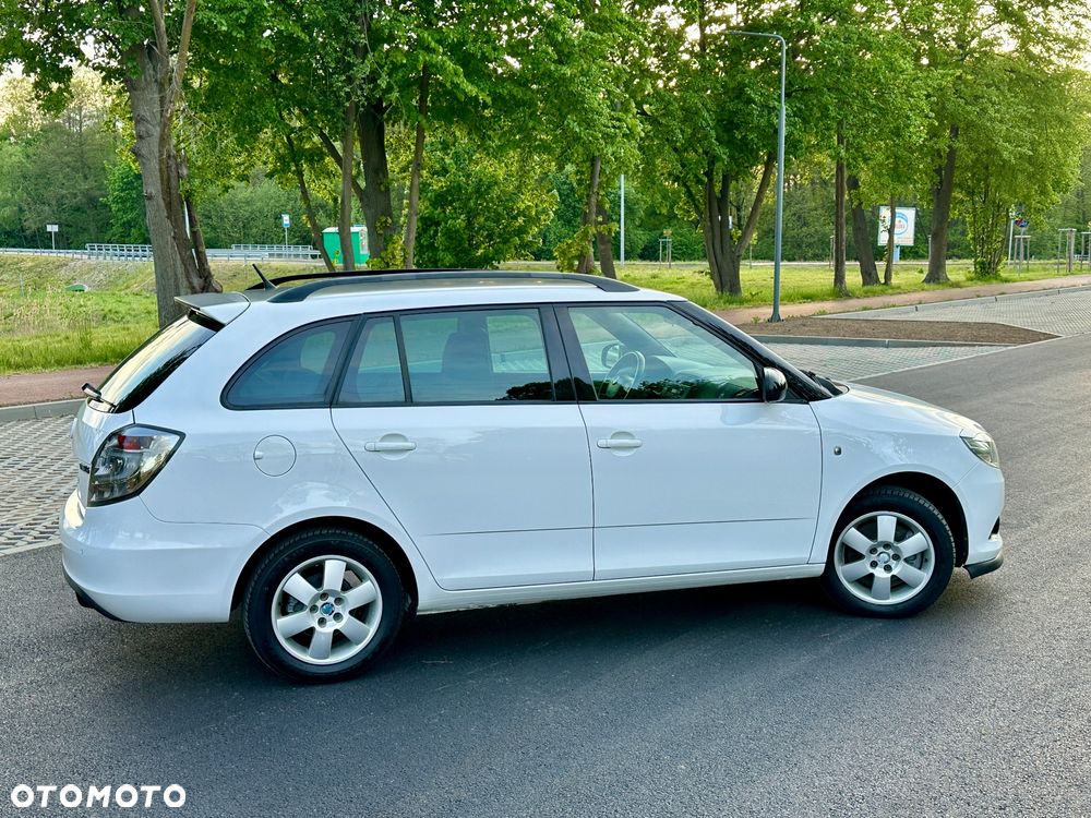Skoda Fabia 1.4 TSI DSG RS - 12