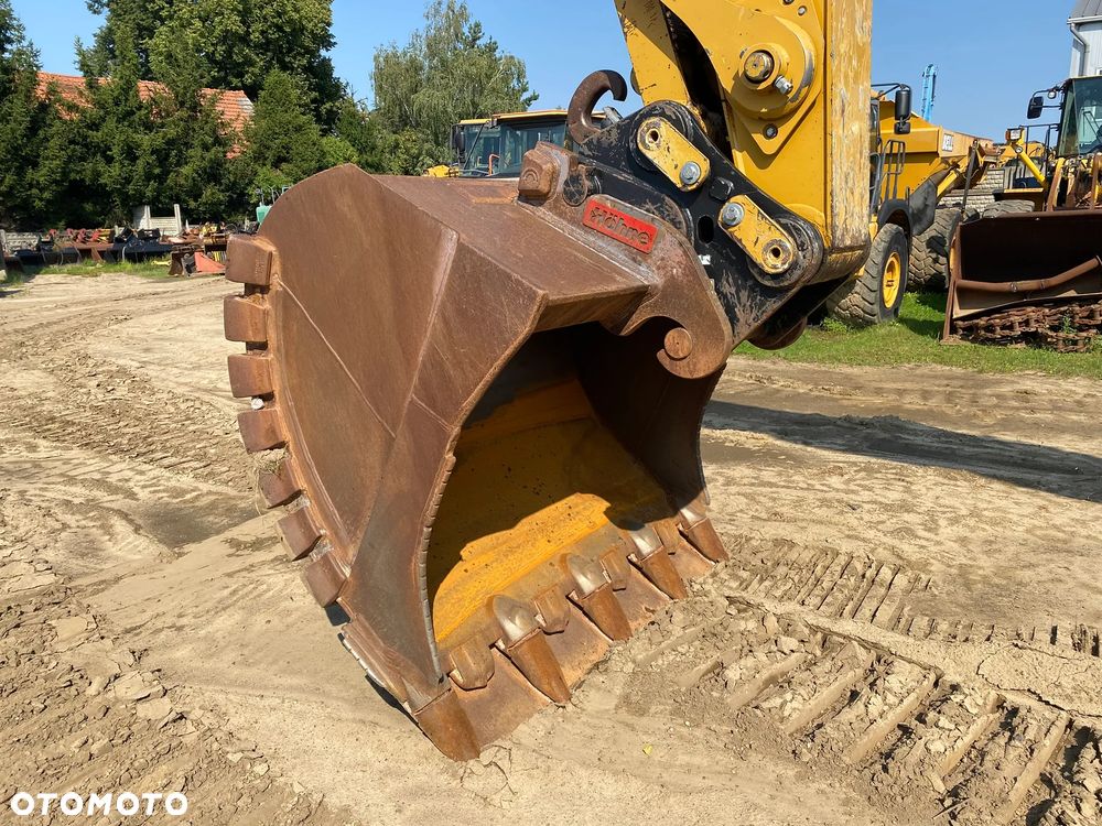Caterpillar CAT 330 /07B, 2020 ROK, 6000 MTH, Z NIEMIEC, PIĘKNY STAN - 32