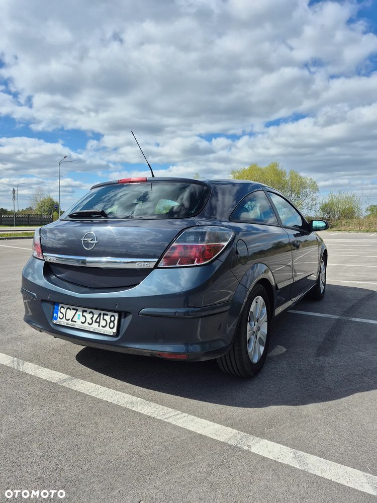 Opel Astra - 4