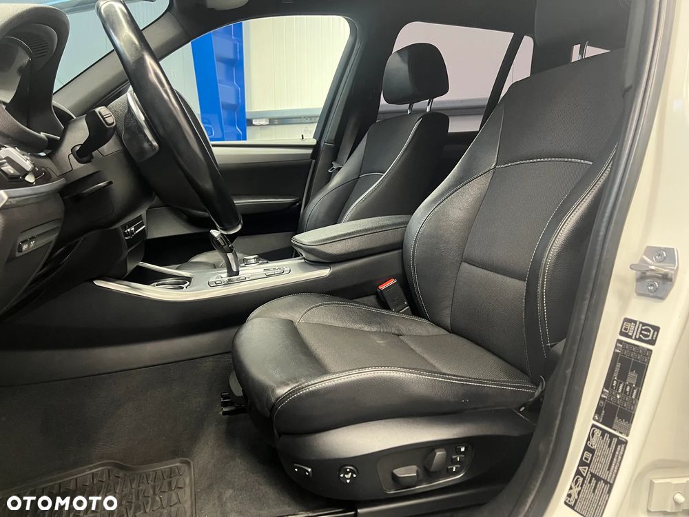 BMW X3 xDrive20d - 17