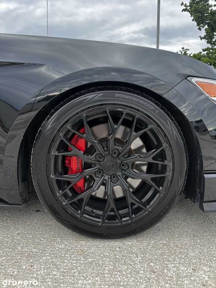 Ford Mustang - 12