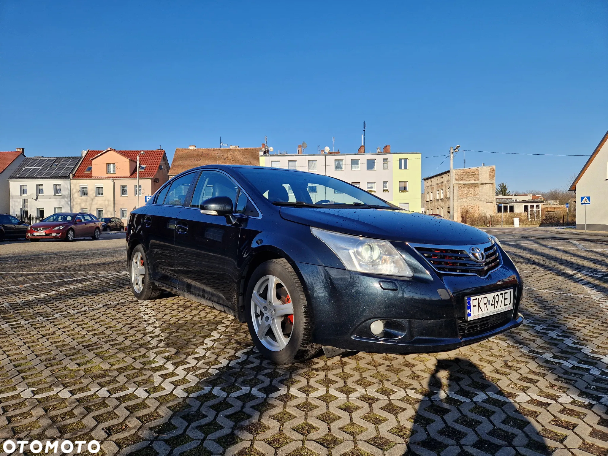 Toyota Avensis 2.0 D-4D Premium - 2