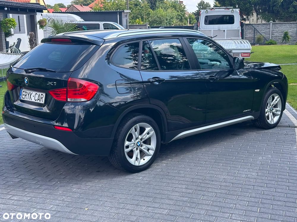 BMW X1 xDrive18d Sport Line - 3