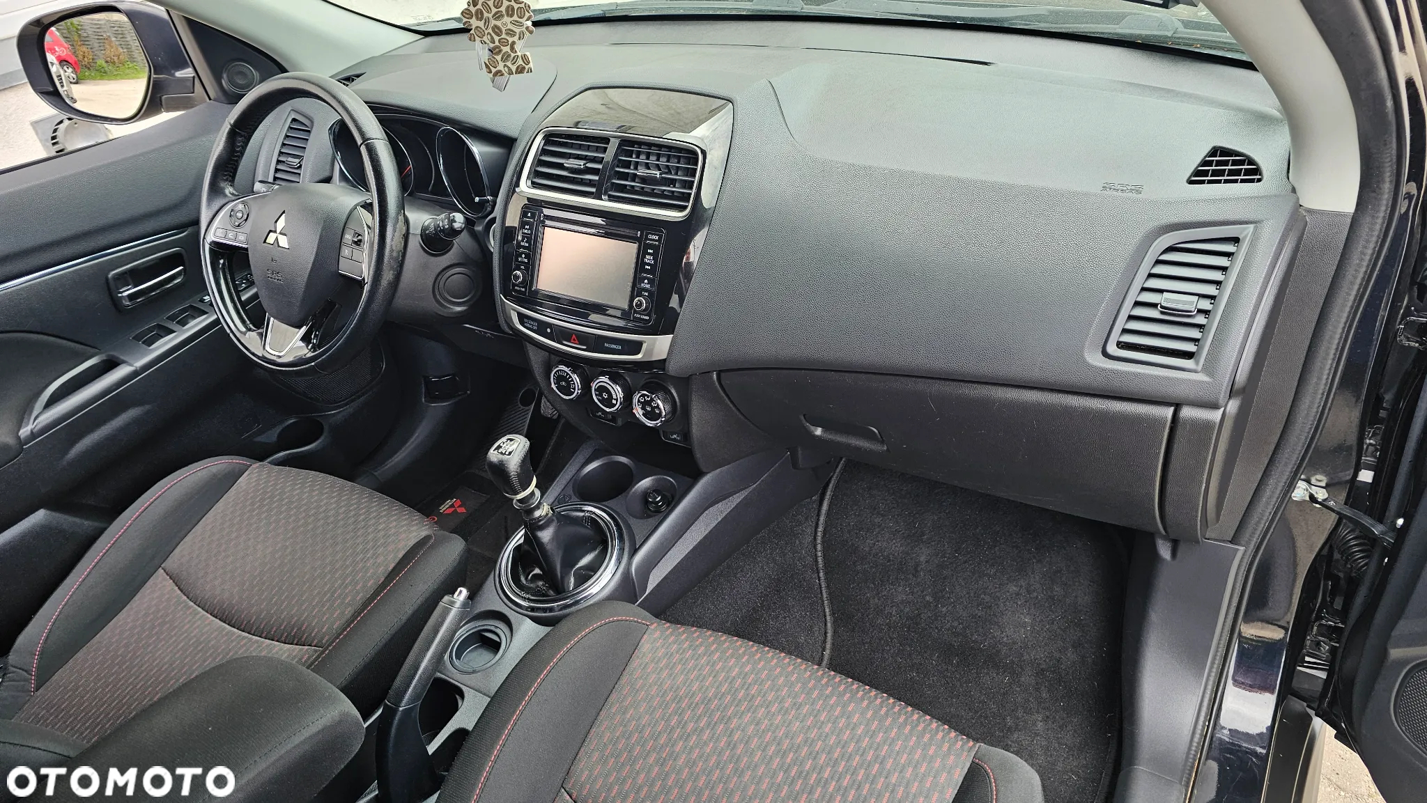 Mitsubishi ASX - 25