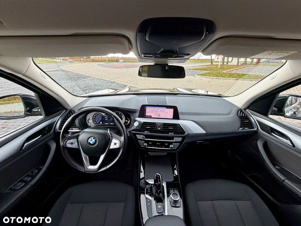 BMW X3 xDrive20d MHEV Advantage - 10