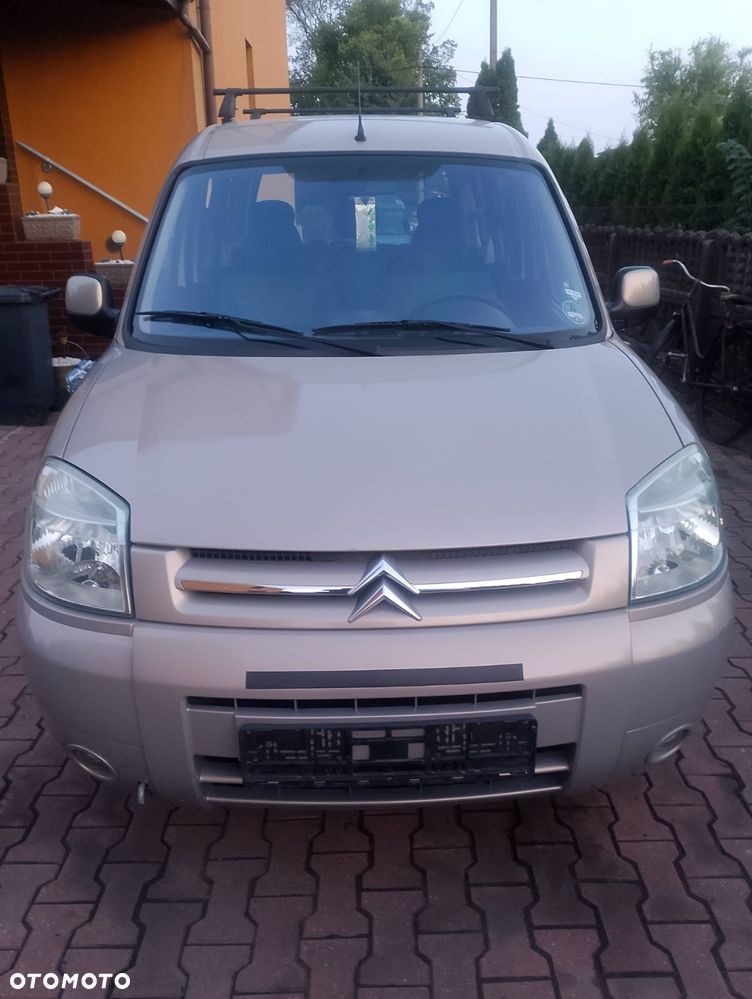 Citroën Berlingo 1.6i Pakiet Plus - 9