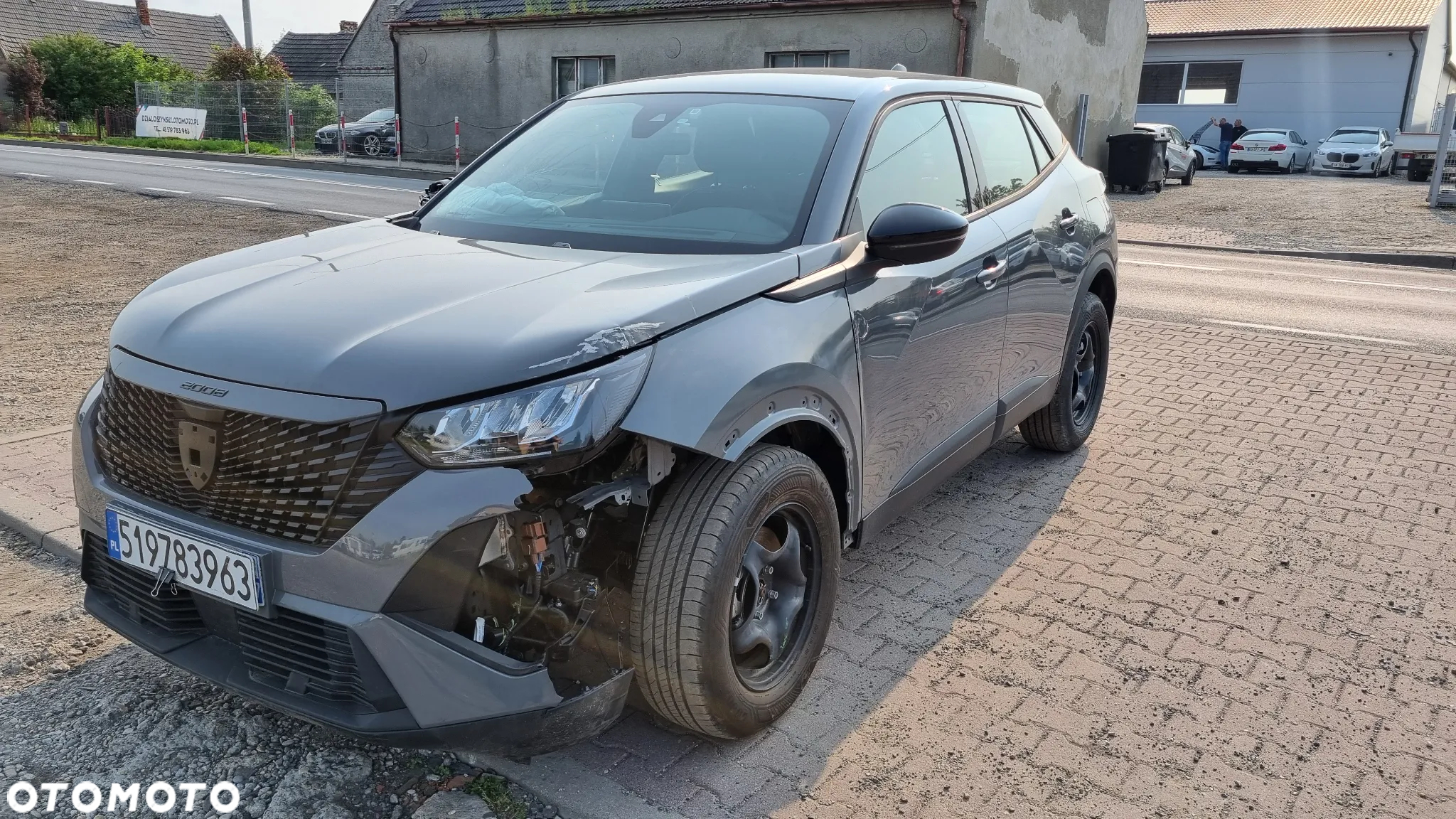 Peugeot 2008 PureTech mHEV Style e-DCS6 - 12