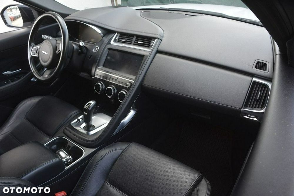 Jaguar E-Pace D180 AWD S - 18