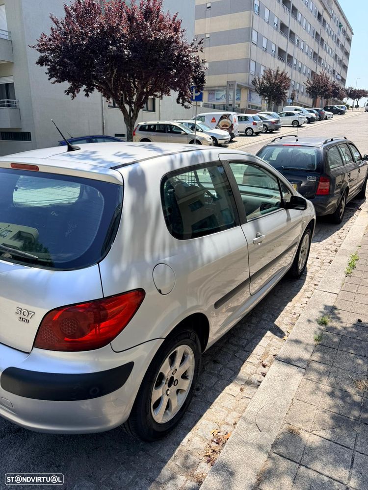 Peugeot 307 - 4