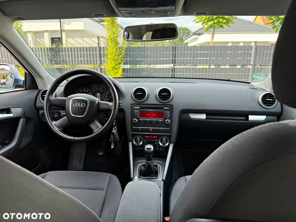 Audi A3 Sportback 1.6 Ambition - 2