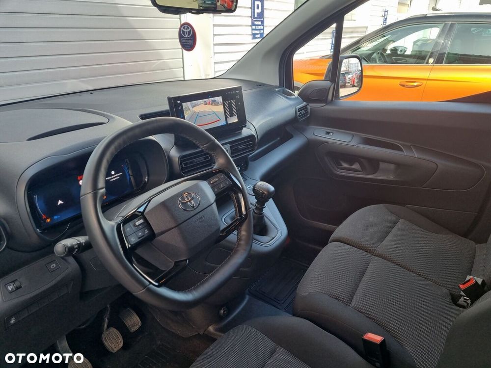 Toyota Proace City - 13
