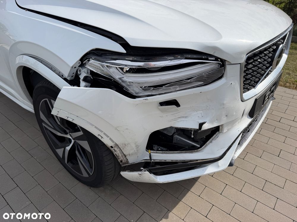 Volvo XC 90 - 9