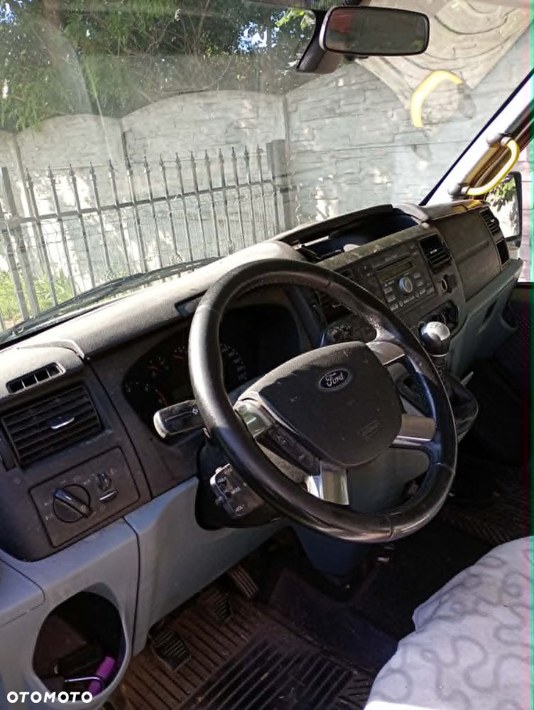 Ford Transit 300L Trend - 8