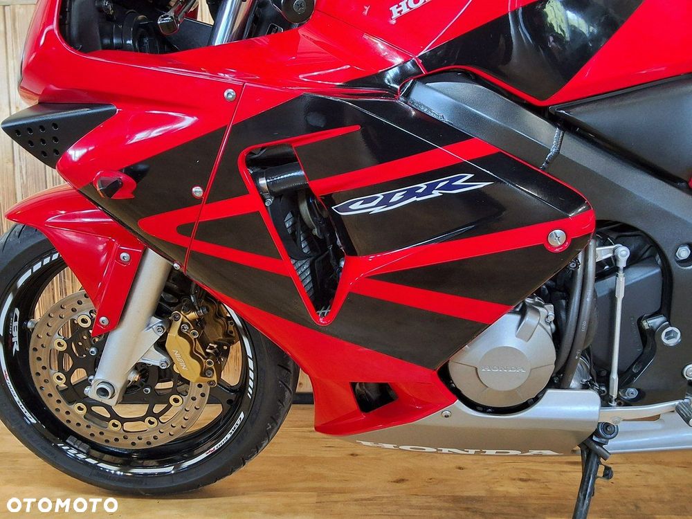 Honda CBR - 23