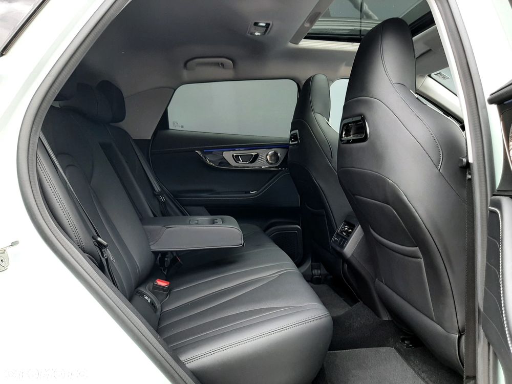 Omoda 5 1.6 T-GDI Premium DCT - 28