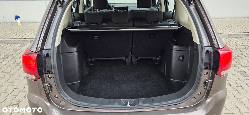 Mitsubishi Outlander 2.0 City Style 2WD - 12