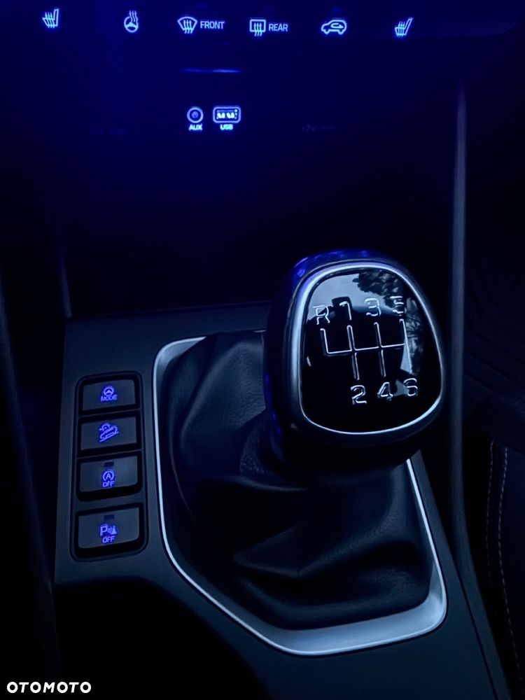 Hyundai Tucson 1.6 GDI BlueDrive Comfort 2WD - 16