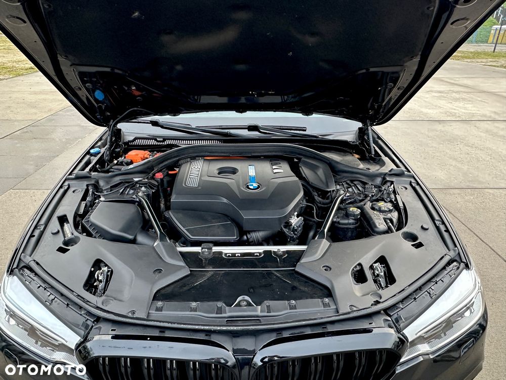 BMW Seria 5 530e iPerformance M Sport sport - 16