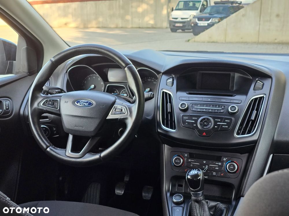 Ford Focus 1.0 EcoBoost Titanium - 13