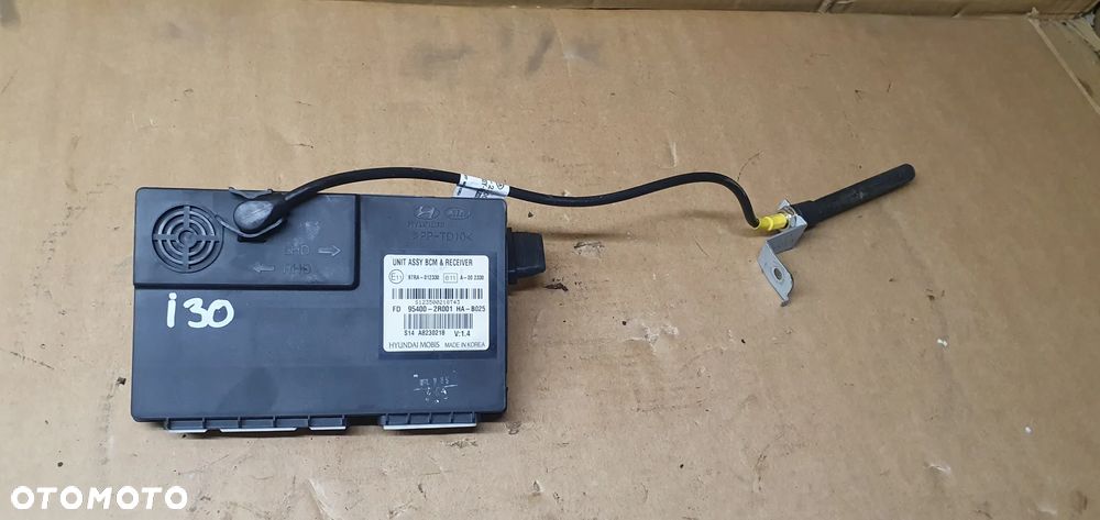 Moduł sterownik ASSY BCM Hyundai I30 I 95400-2R001 - 1