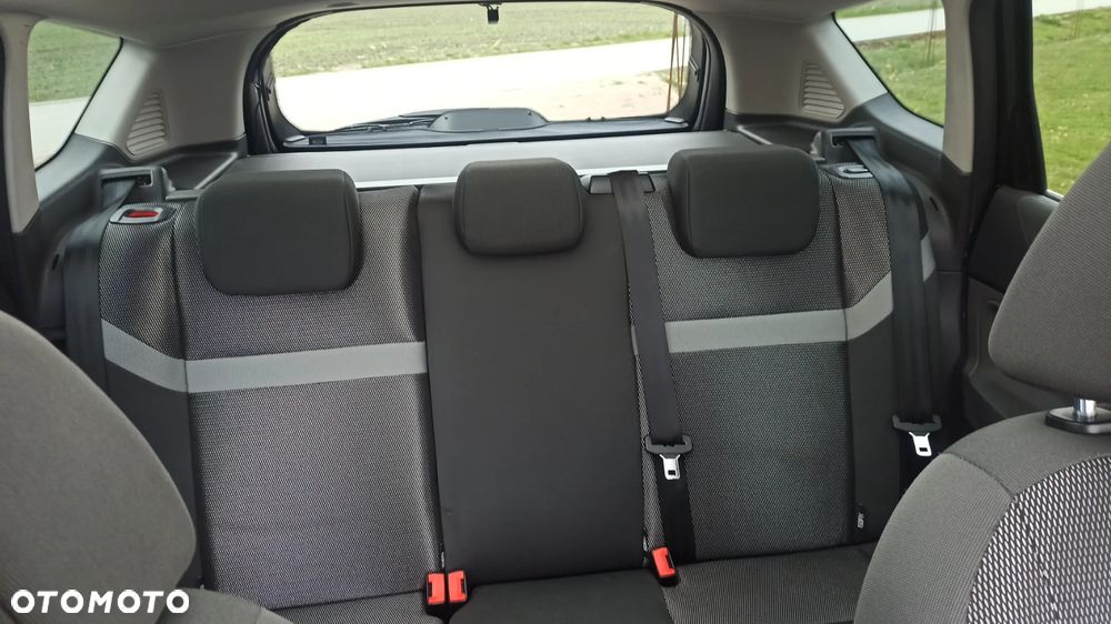 Ford Kuga 2.0 TDCi 4x4 Titanium - 16