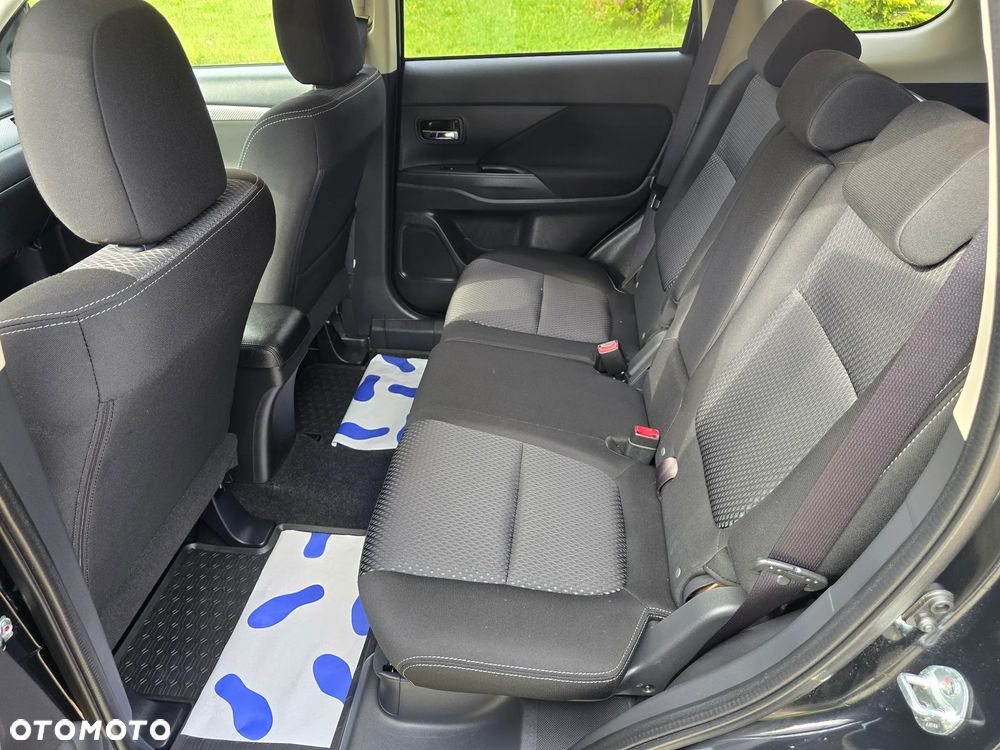 Mitsubishi Outlander 2.0 2WD Edition - 20