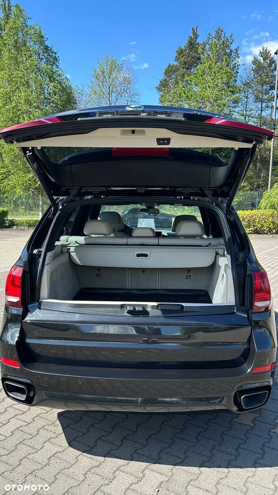BMW X5 M M50d - 13