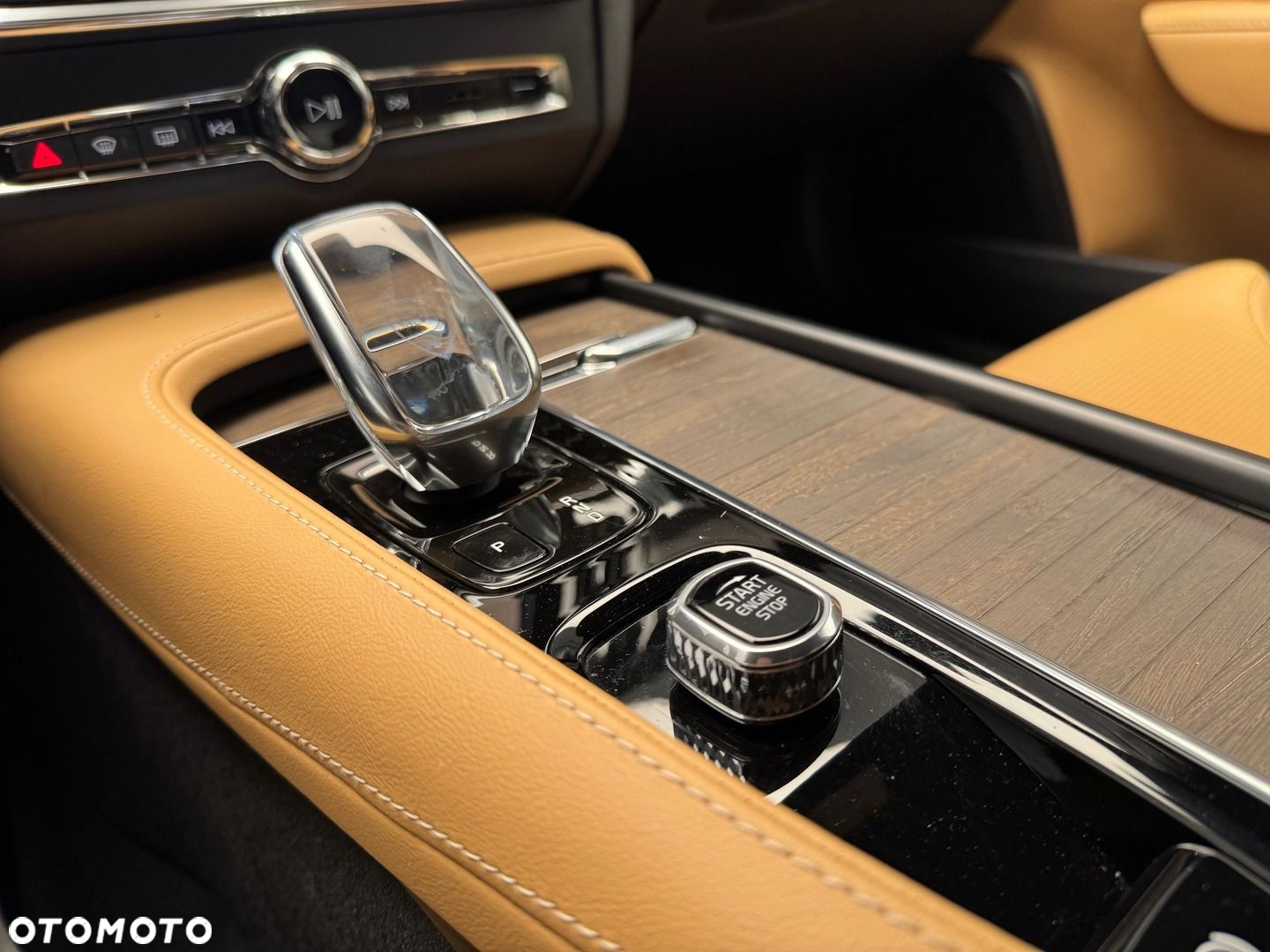 Volvo S90 - 17