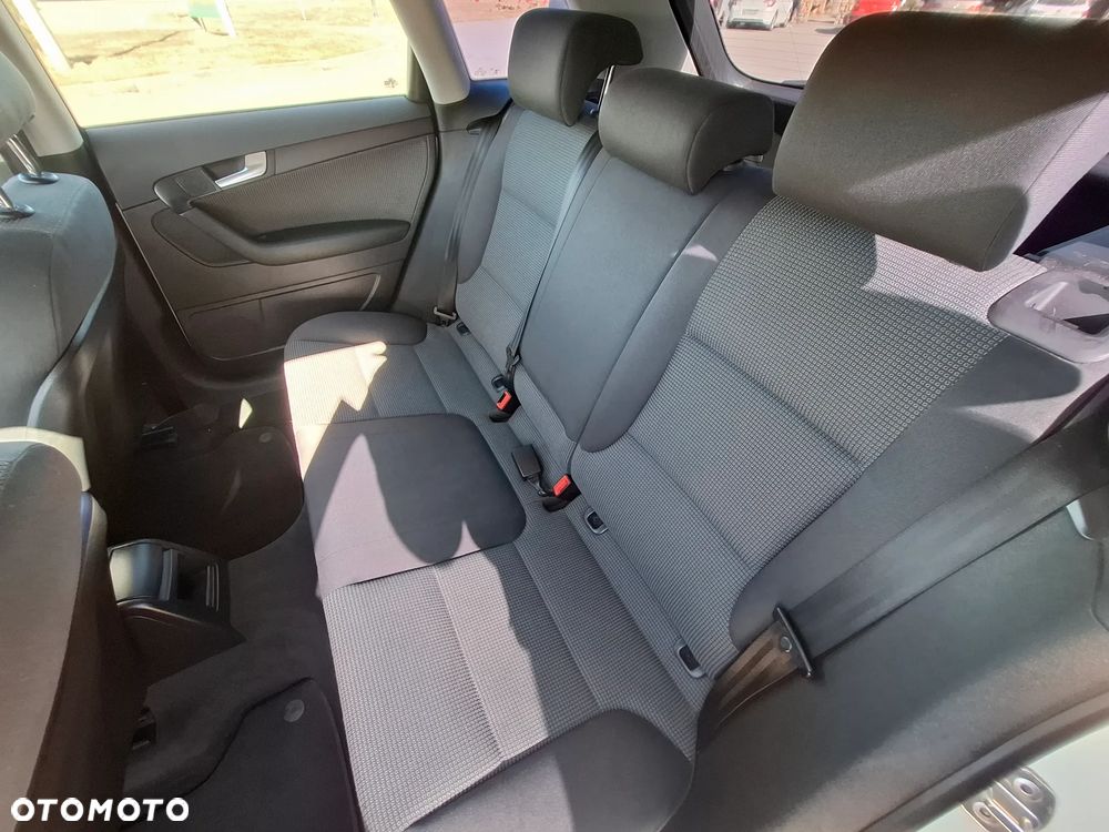 Audi A3 Sportback 2.0 TDI Ambiente - 16