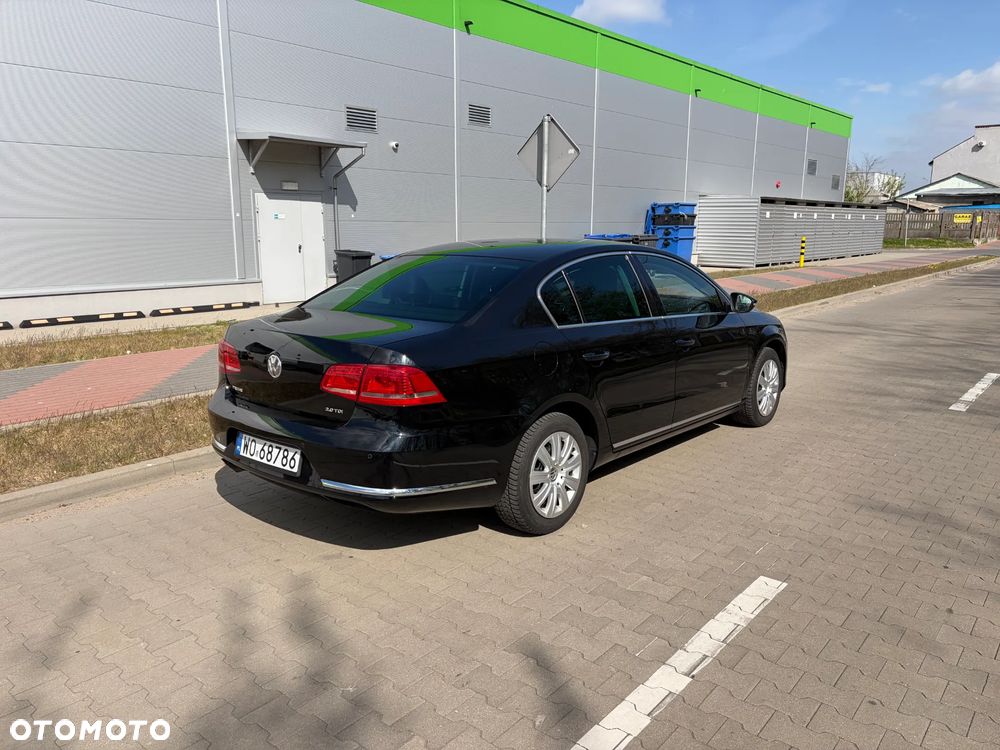 Volkswagen Passat 2.0 TDI Highline DSG - 9