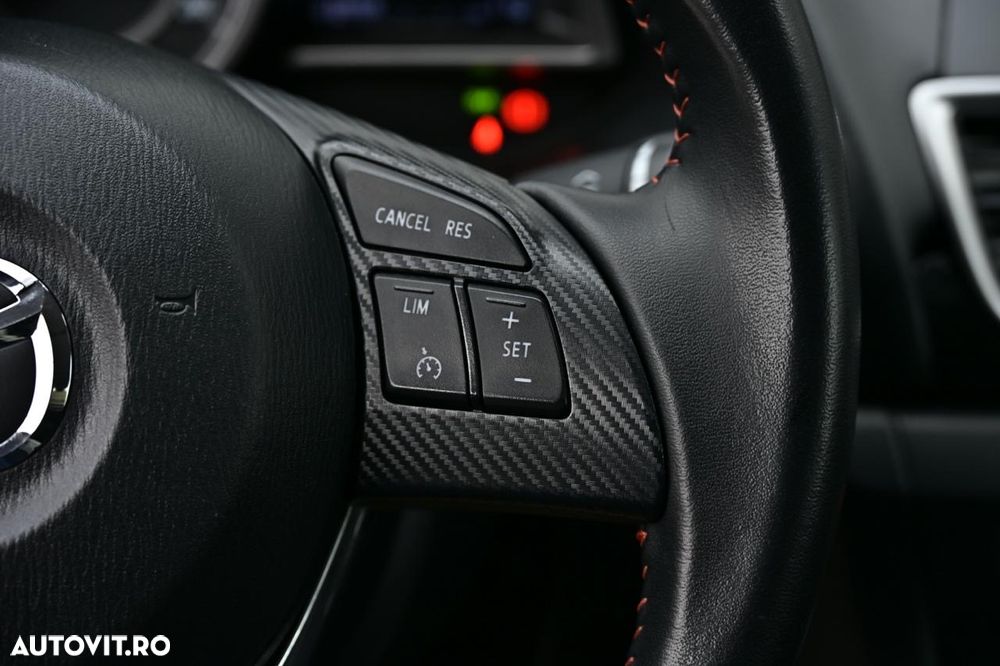 Mazda 3 SKYACTIV-D 105 Exclusive-Line - 20