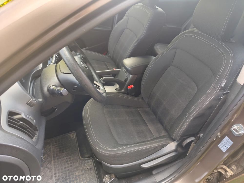 Kia Sportage 1.6 GDI S 2WD - 21