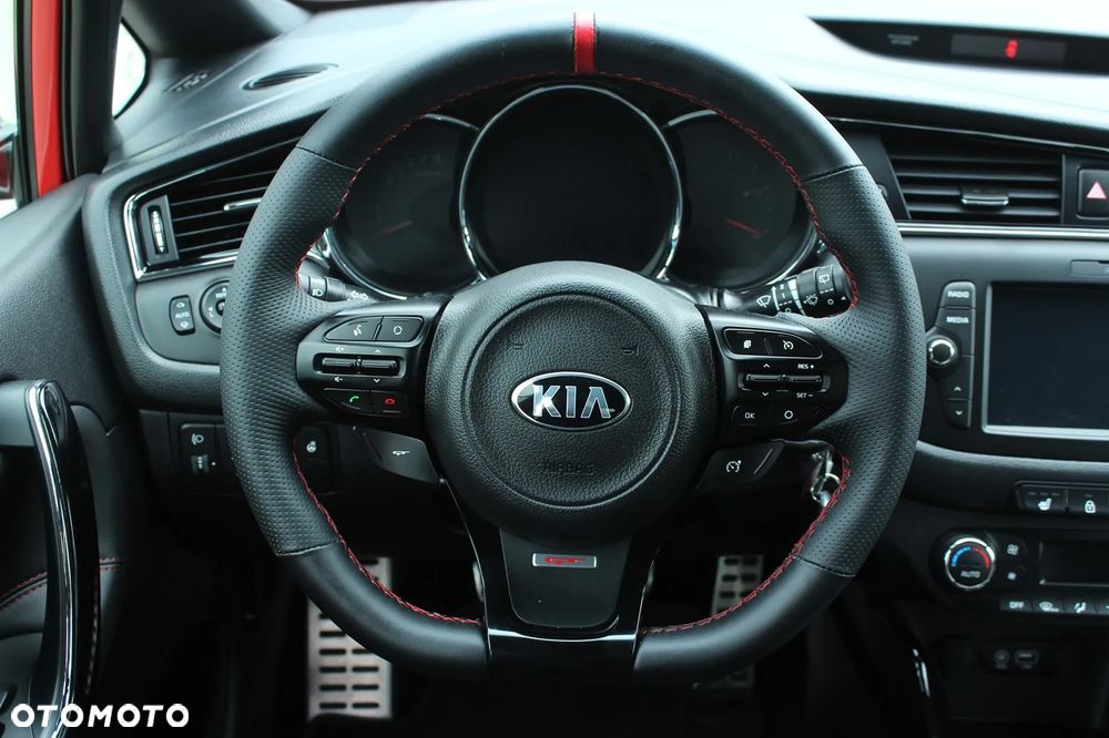 Kia Ceed 1.6 T-GDI OPF GT - 21