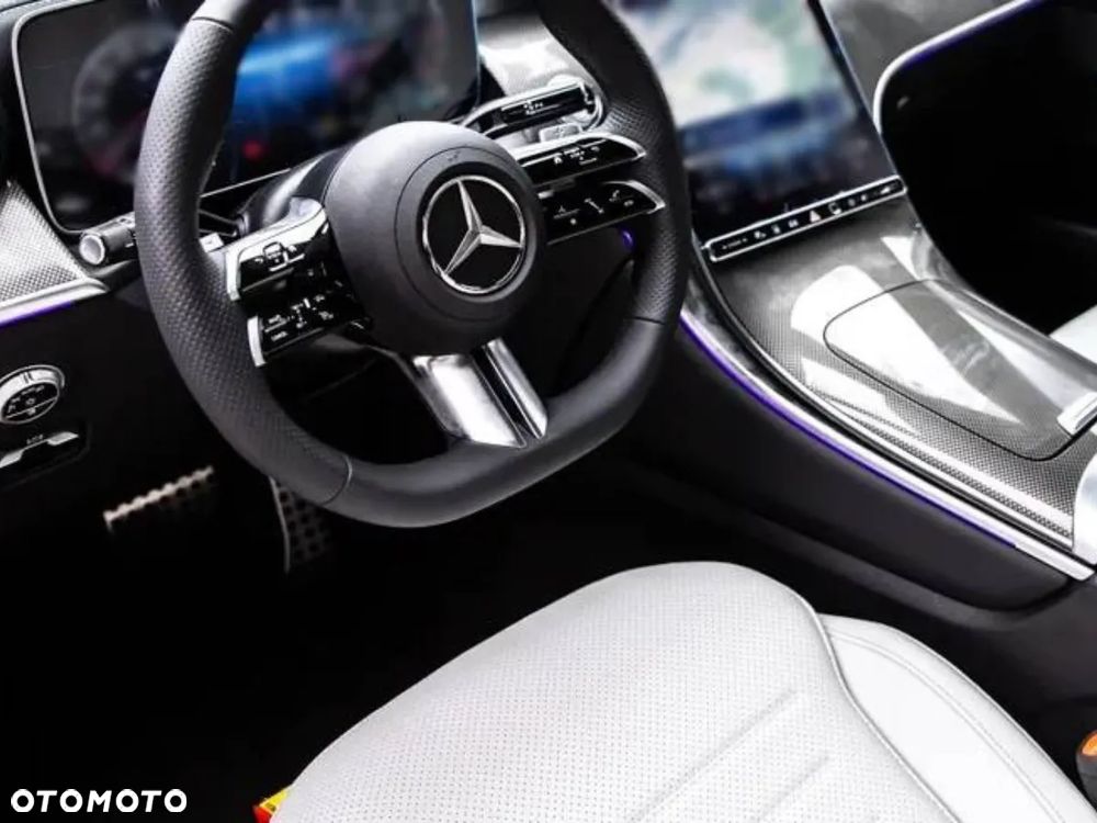 Mercedes-Benz GLC 220 d 4Matic 9G-TRONIC AMG Line Plus - 6