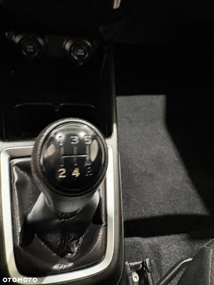 Suzuki Swift - 25