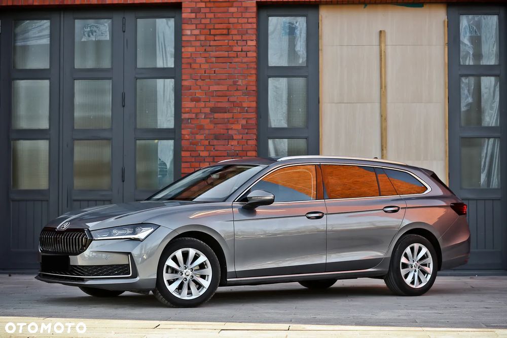 Skoda Superb 2.0 TDI SCR Selection DSG - 8