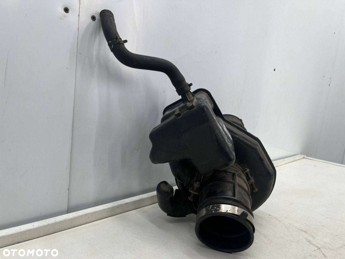 Rezonator Powietrza Nissan Murano 3.5 v6 Z50 Dolot 9Y504 - 2