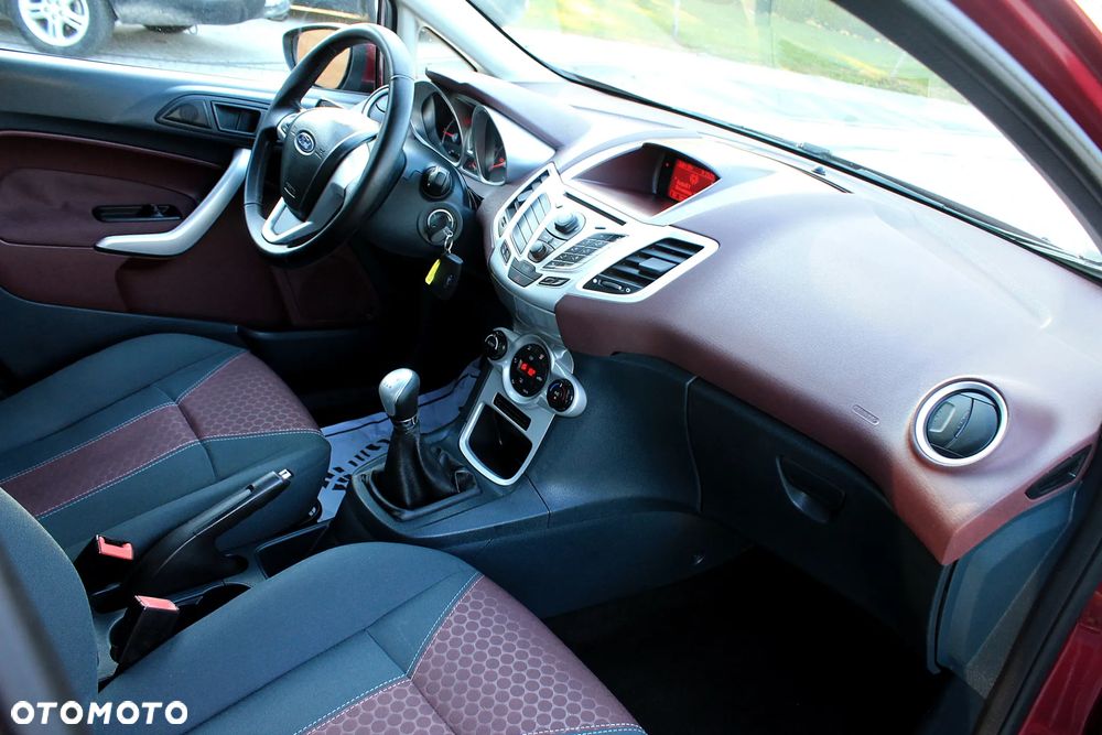 Ford Fiesta 1.25 Titanium - 17