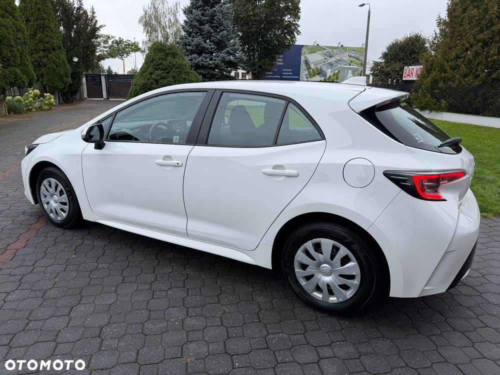 Toyota Corolla - 5