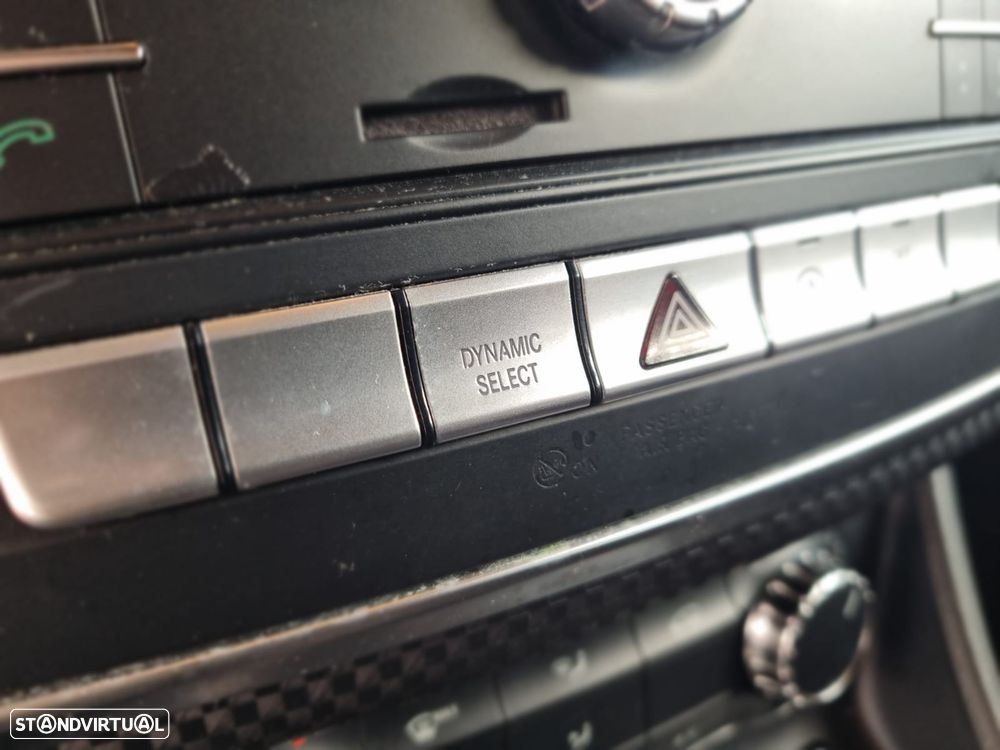 Mercedes-Benz A 180 d AMG Line - 37