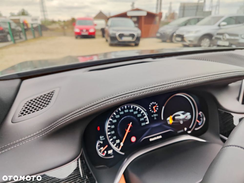 BMW Seria 7 740d xDrive sport - 36