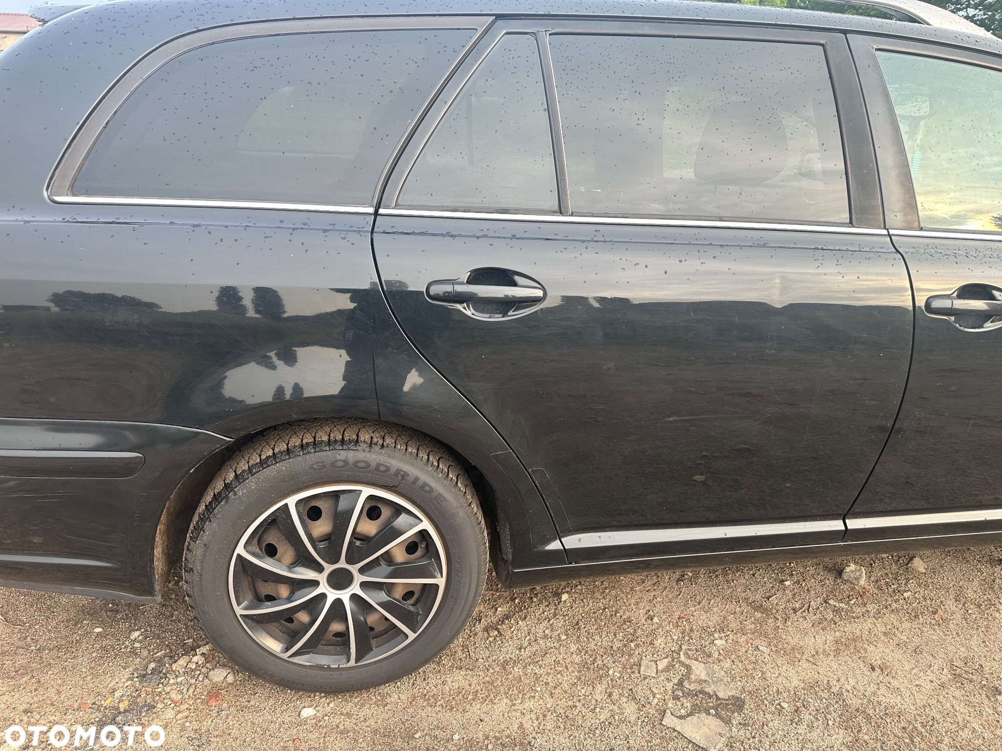 Toyota Avensis 2.2 D-CAT Executive - 4