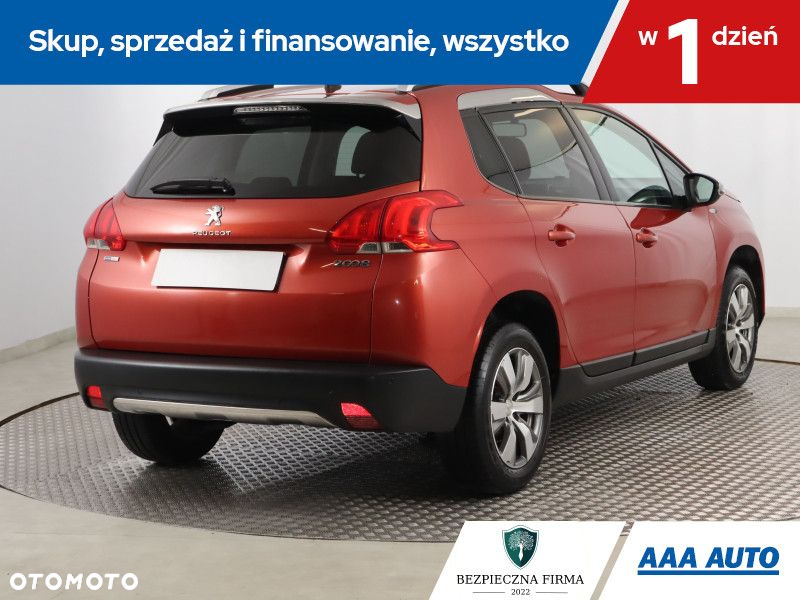 Peugeot 2008 - 6