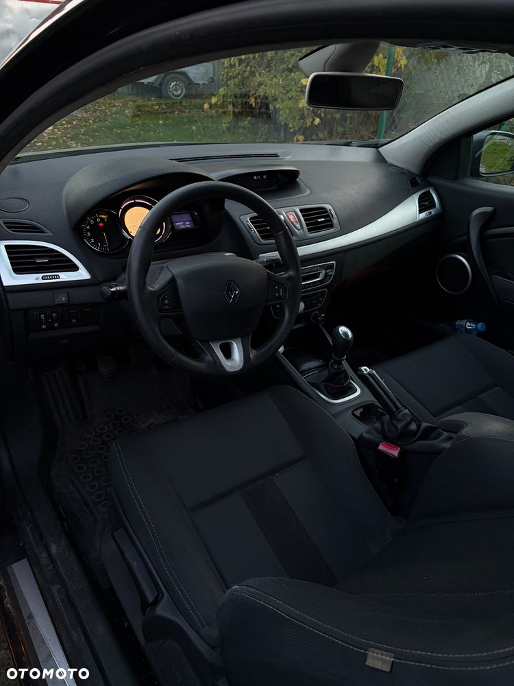 Renault Megane 1.6 16V Authentique - 4