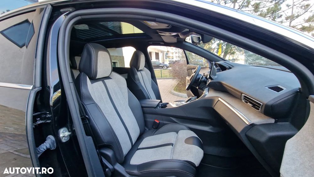 Peugeot 3008 PHEV 300 EAT8 4X4 GT - 12