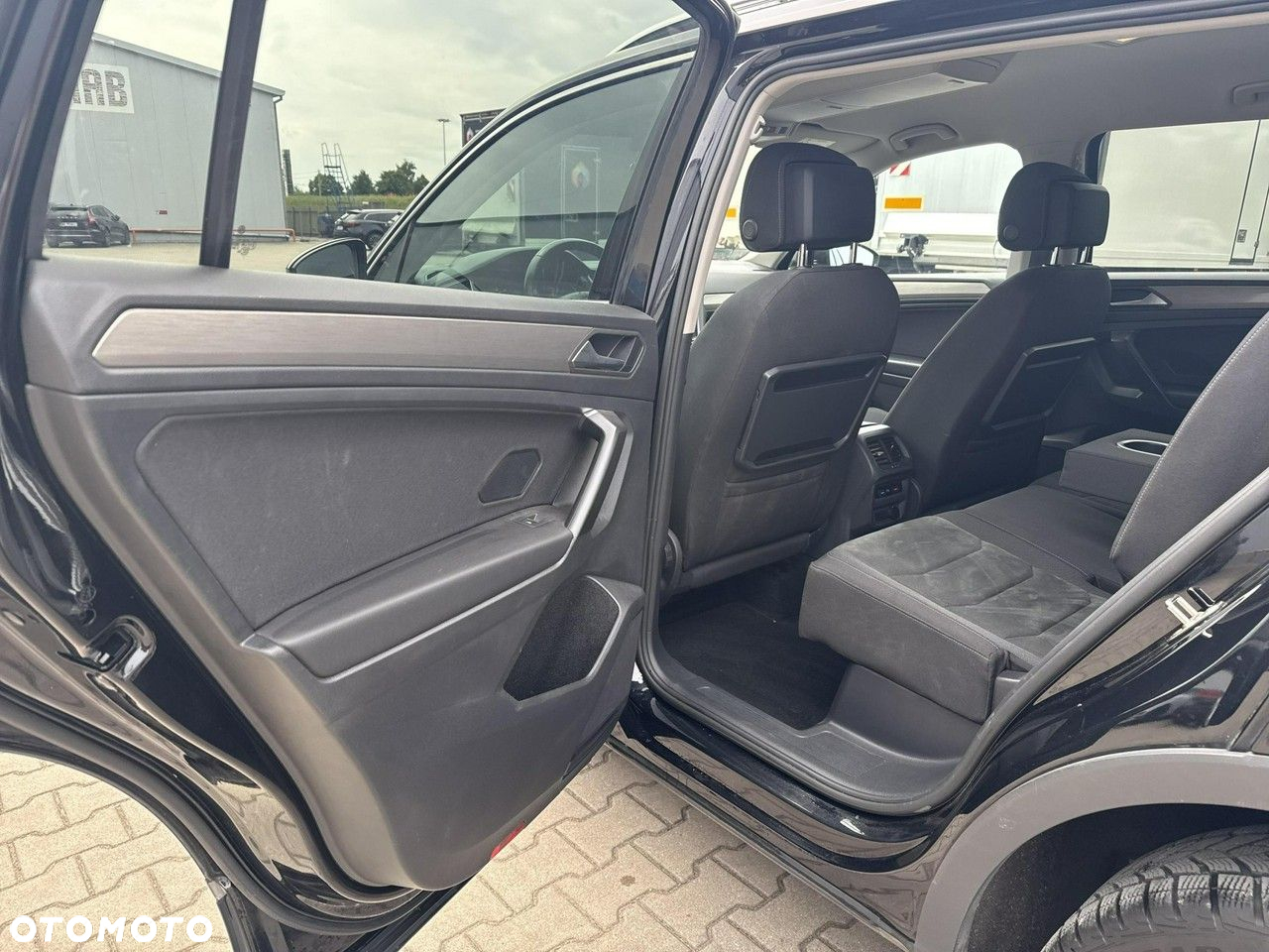 Volkswagen Tiguan Allspace - 14