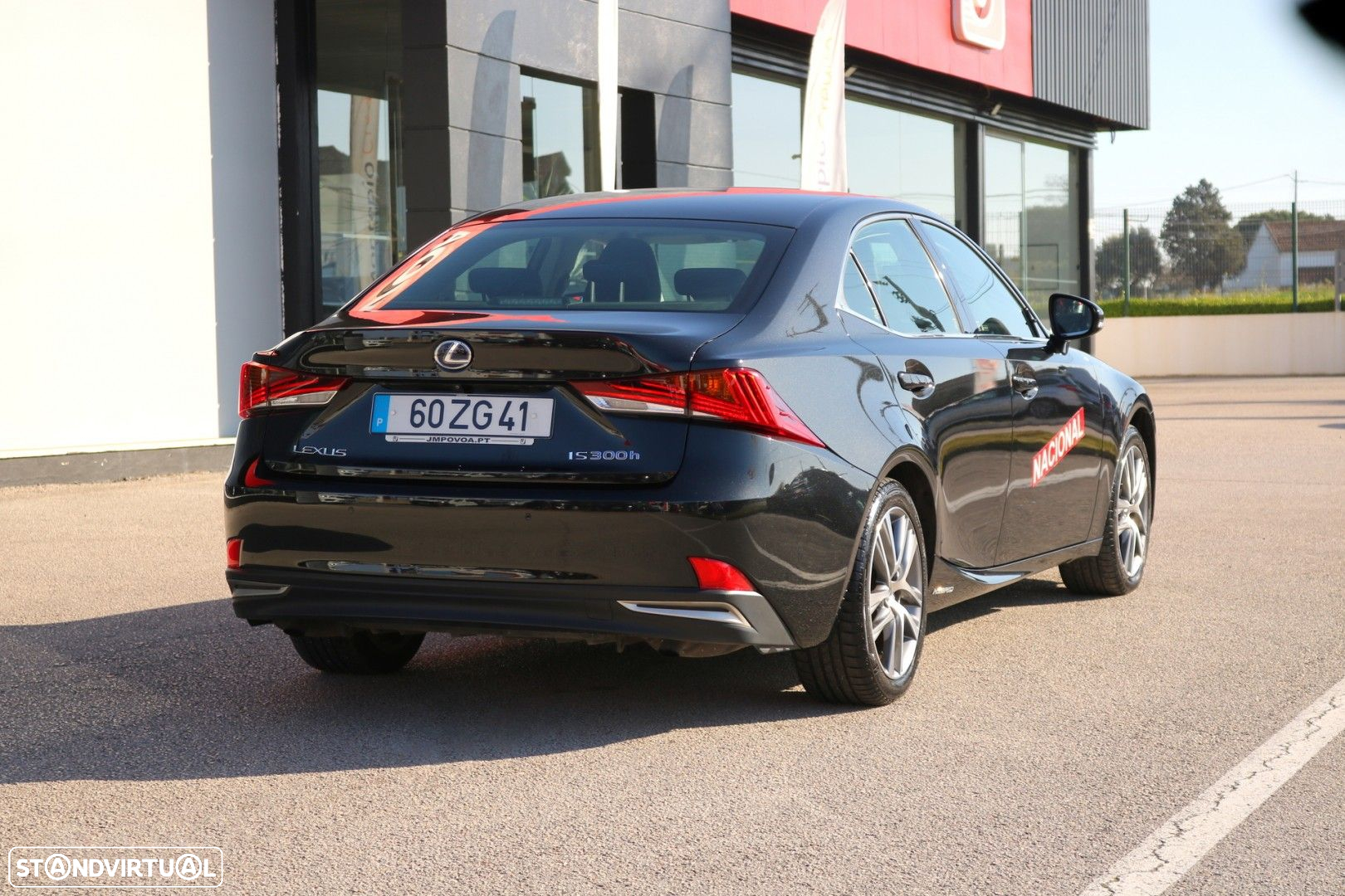 Lexus IS 300H Executive - 10