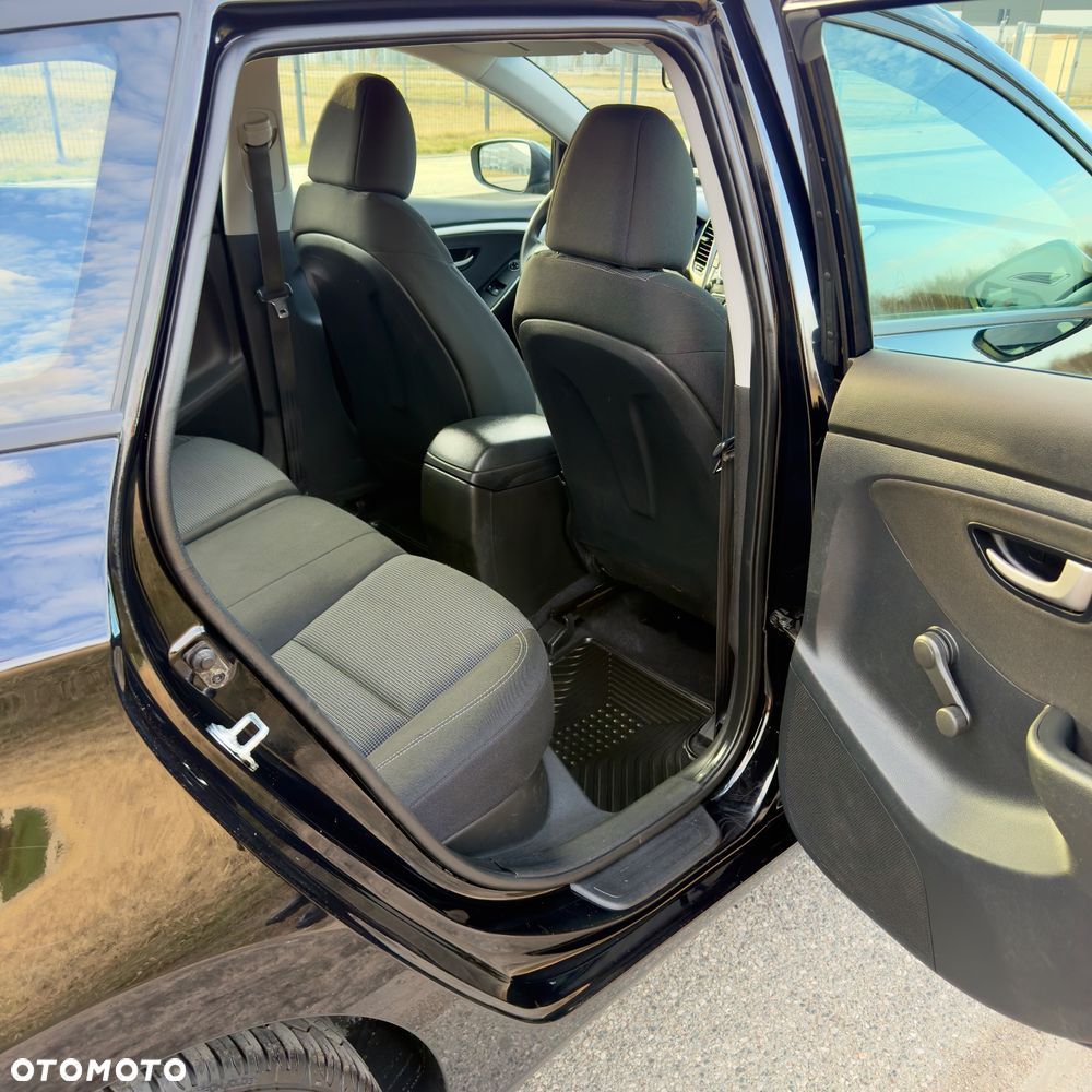 Hyundai i30 1.4 Fifa World Cup Edition - 23