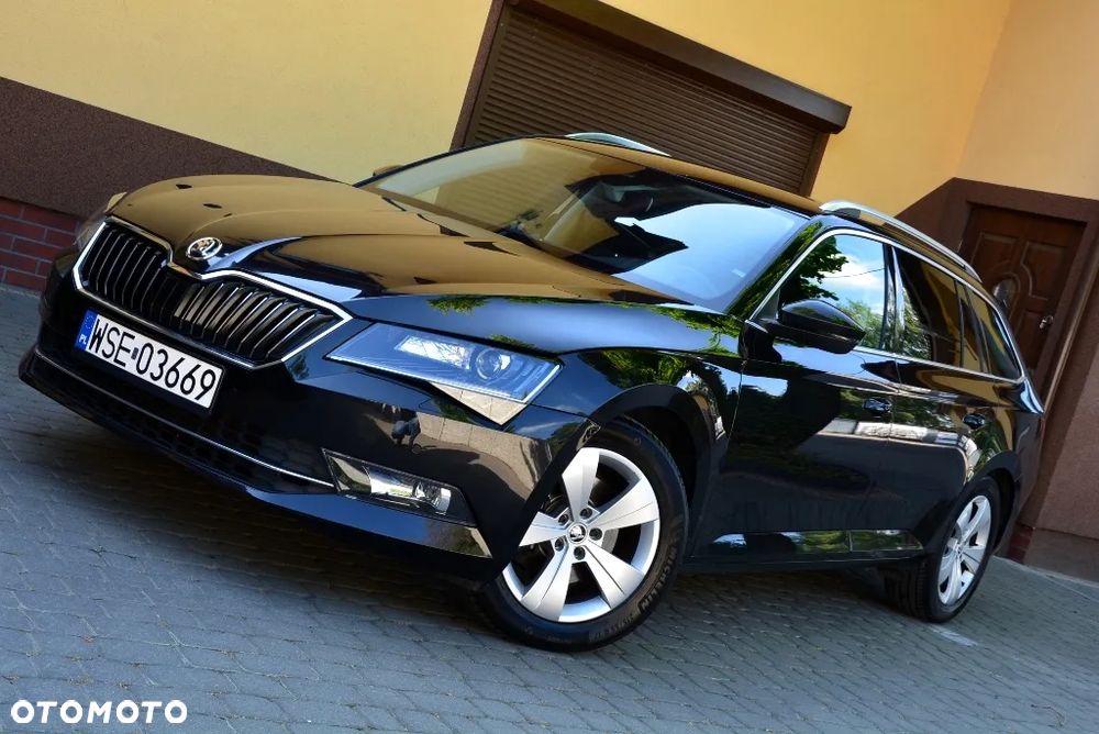Skoda Superb 2.0 TDI DSG Style - 4