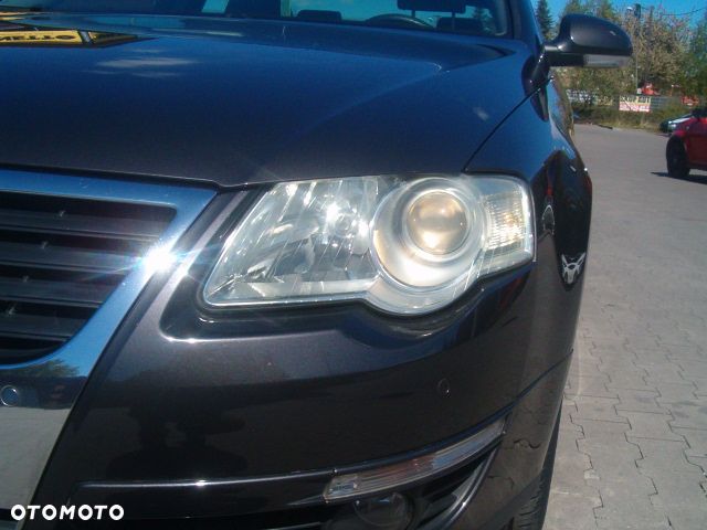 Volkswagen Passat - 15